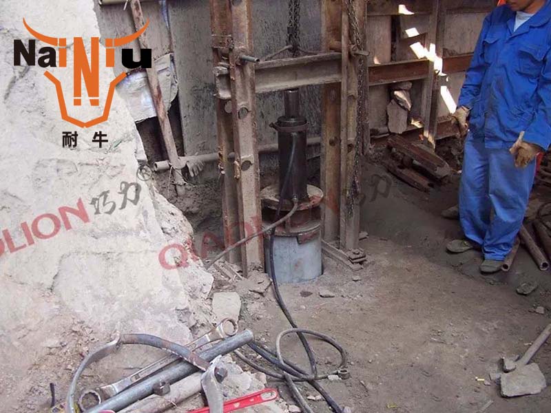 高强混凝土为什么要选用硅酸盐水泥或通常硅酸盐水泥？（二）